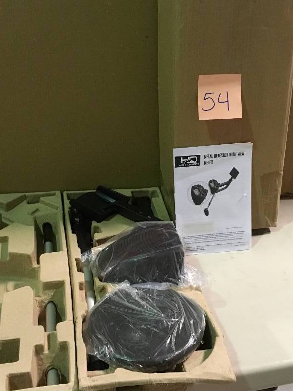 lot 54 image: Metal Detector with Water Proof Search Coil and View Meter