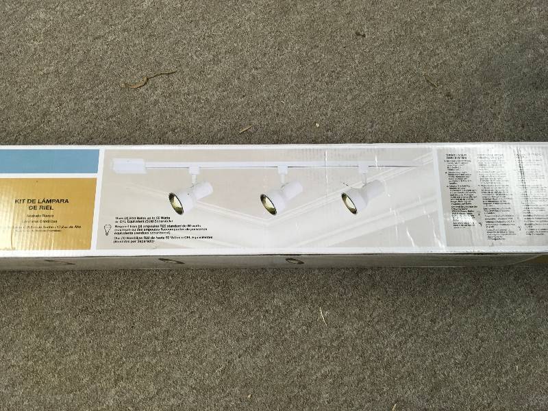 lot 110 image: Hampton Bay Linear Track Kit with 3 R20 Step Cylinder Fixtures in White Finish
