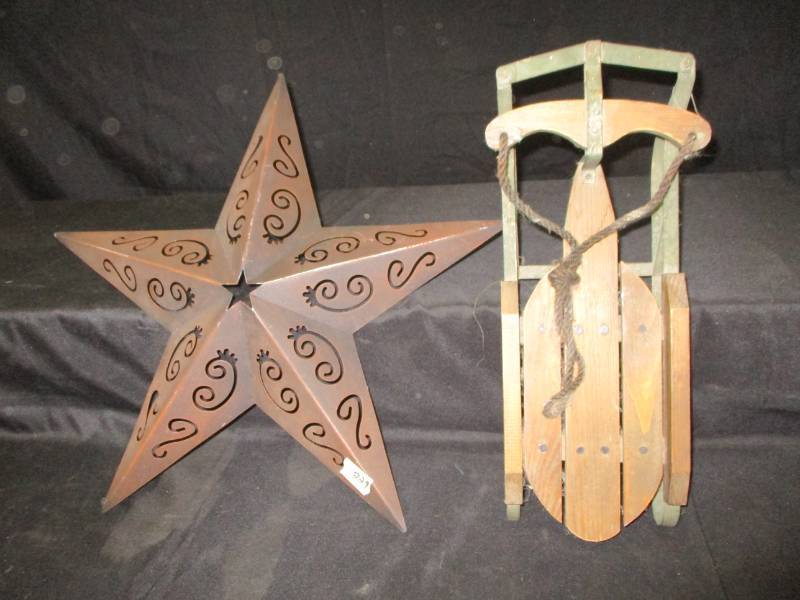 22 Star and Sled