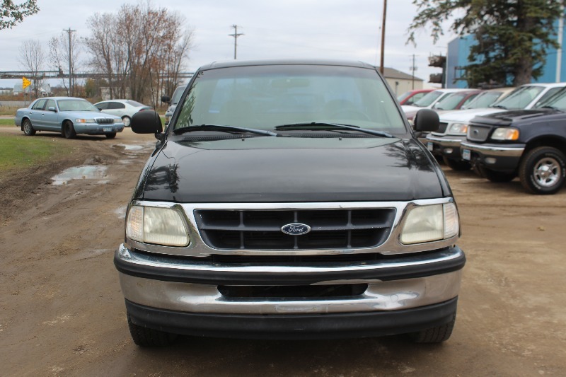 lot M3052 image: 1998 Ford F150 XL Flare Side