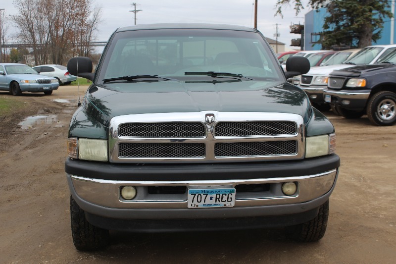 lot M3053 image: 2001 Dodge Ram 1500 SLT Extended Cab 4x4