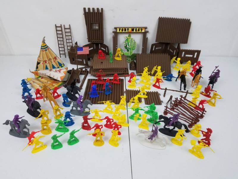 Western Fort Play Set Cowboys and Native Americans