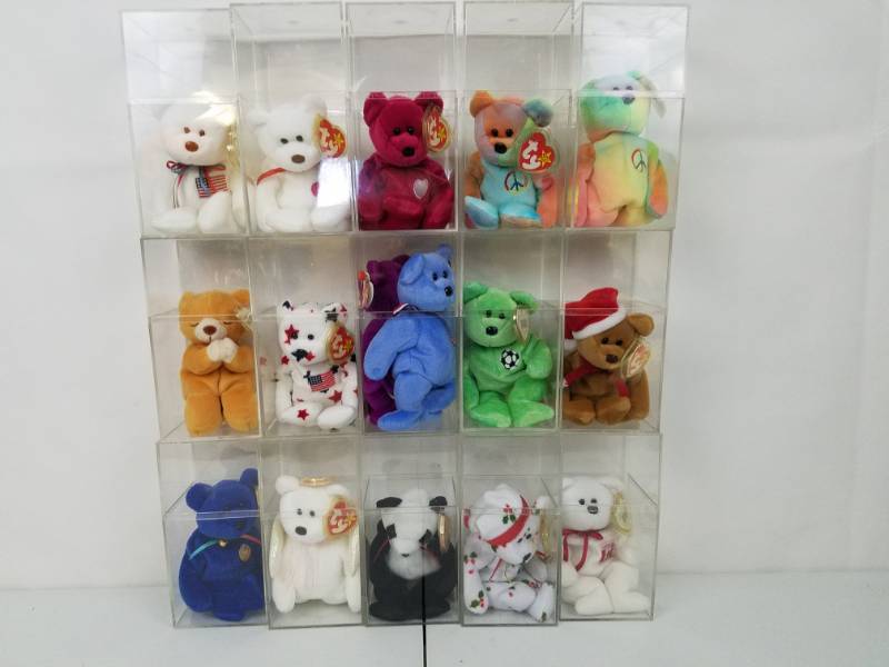 16 TY Beanie Babies with cases