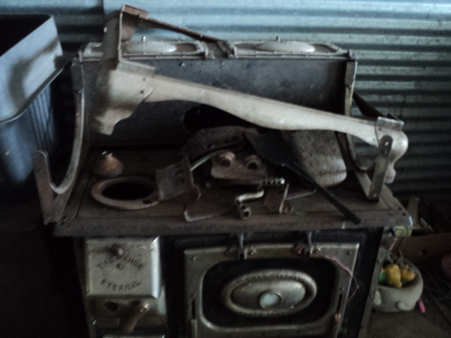 lot 24 image: The Range Eternal cast iron stove a...
