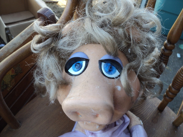 lot 56 image: Miss Piggy puppet...
