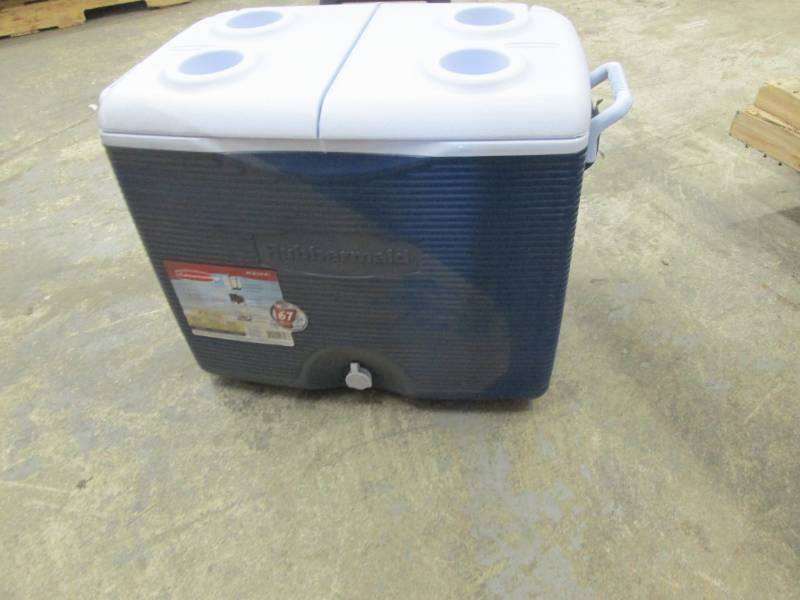 lot 67 image: Rubbermaid 45 Qt. Blue Wheeled Cool...