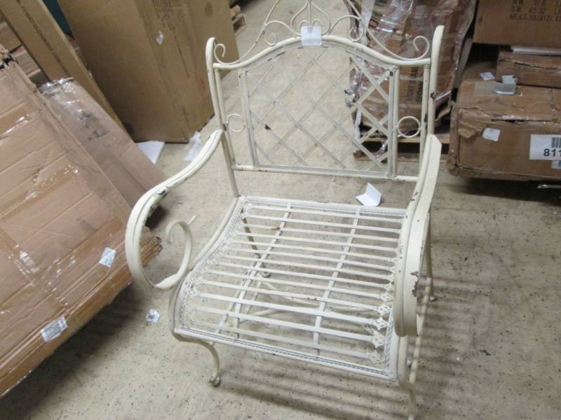 lot 128 image: Bordeaux Garden Chair open box Reta...