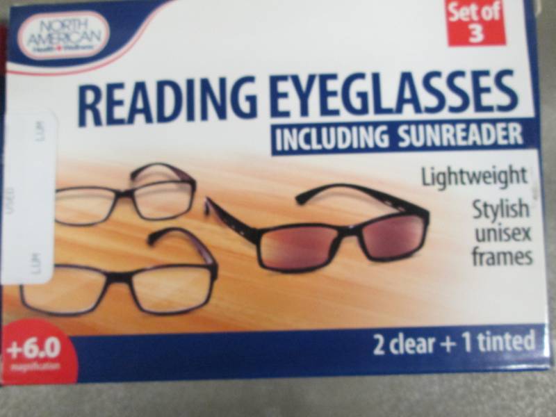 lot 221 image: Set of 3 Easy Comfort Reading Glass...