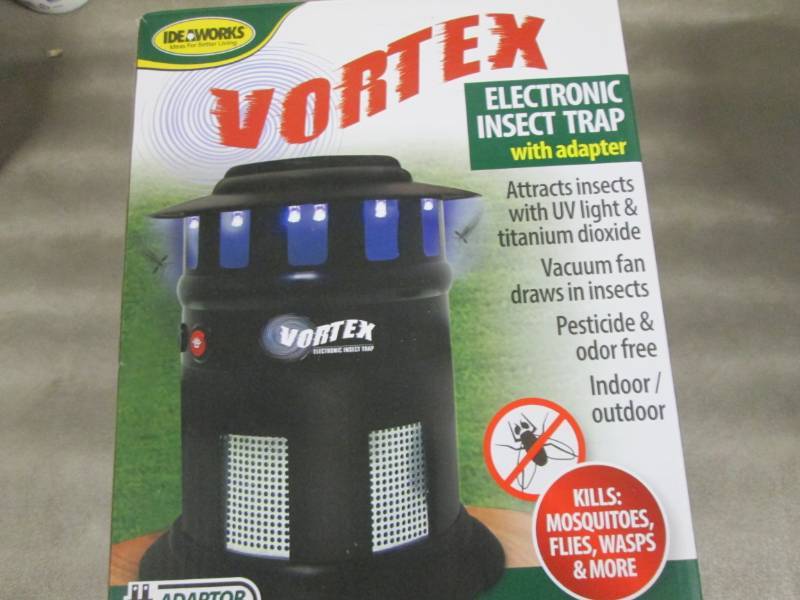 lot 228 image: Vortex Insect Trap open box, untest...