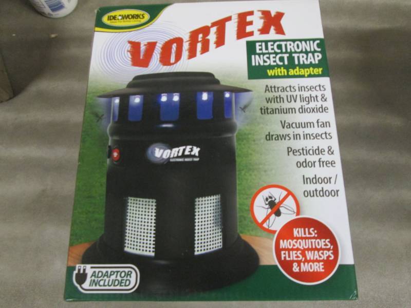 lot 229 image: Vortex Insect Trap open box, untest...