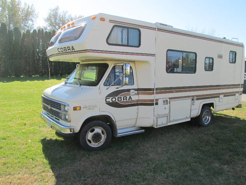 lot 1 image: 1983 Cobra MotorHome Camper