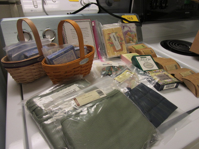 LONGABERGER ACCESSORIES AND BASKETS