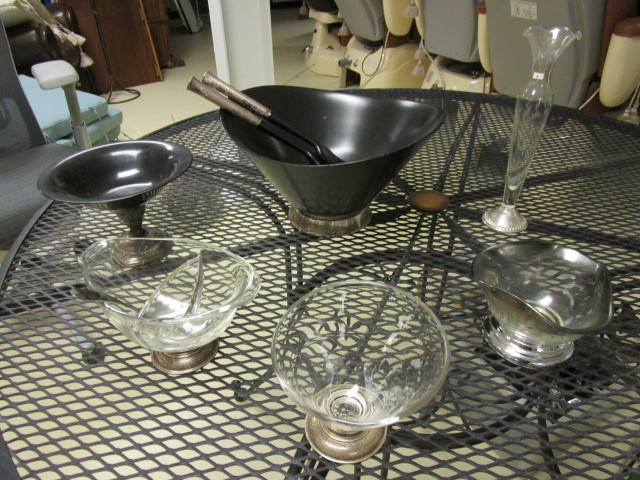 SERVING PIECES WITH WEIGHTED STERLING  BASES