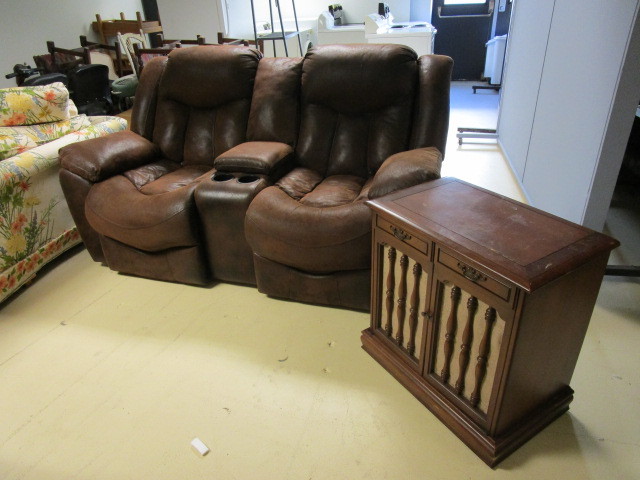 RECLINING ENTERTAINMENT SOFA AND END TABLE