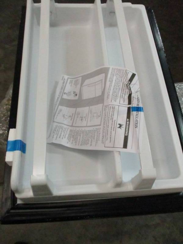 lot 49 image: Whirlpool Freezer Door