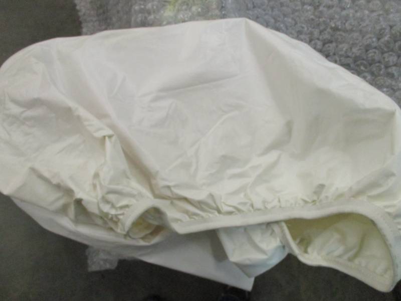 lot 81 image: 20lb LP Tank Cover