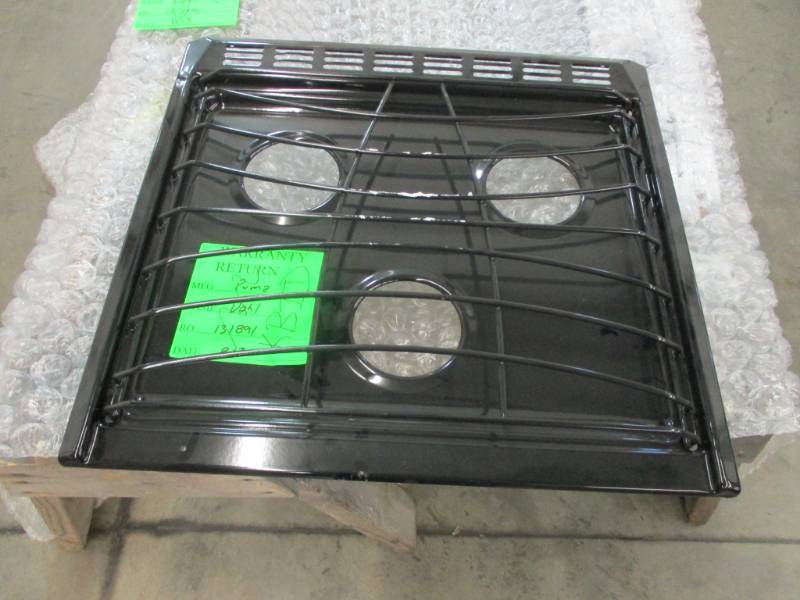 lot 135 image: Black Stove Top Wgrate