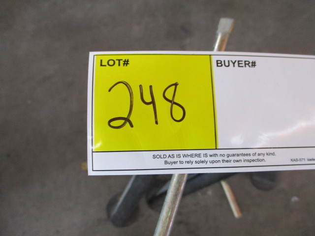 lot 248 image: Set of 2 Stabilizer Jacks