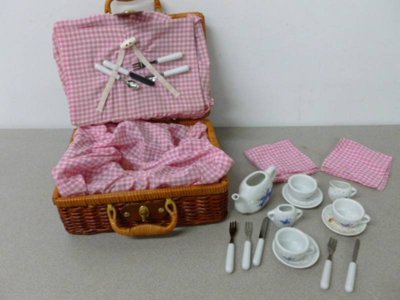 Kids Dish Play Set
