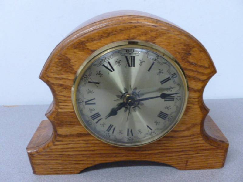 Mantle Clock