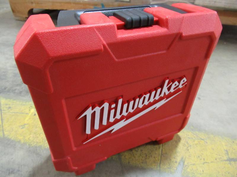 lot 146 image: Milwaukee 13-Piece (including case) General-Purpose Hole Dozer Hole Saw Kit, Model 49-22-4025