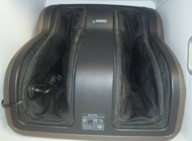 lot 46 image: Foot and calf massager OSIM V squeeze app by Brookstone - Barely Used.