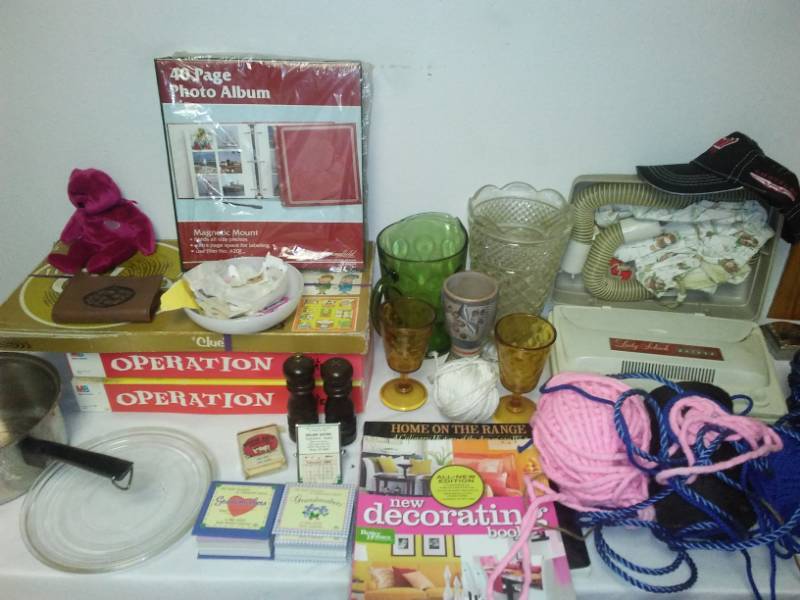 lot 81 image: Miscellaneous lot NEW Operation game, NEW hat, NEW photo album and more