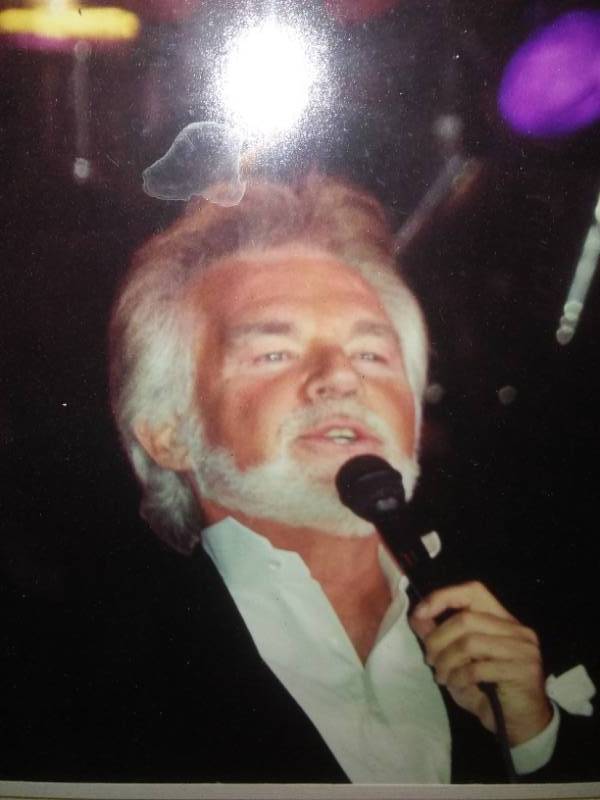 lot 137 image: Kenny Rogers framed picture with Las Vegas ticket - 1994.