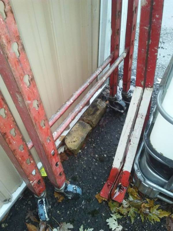 lot 155 image: I section of Scaffolding.