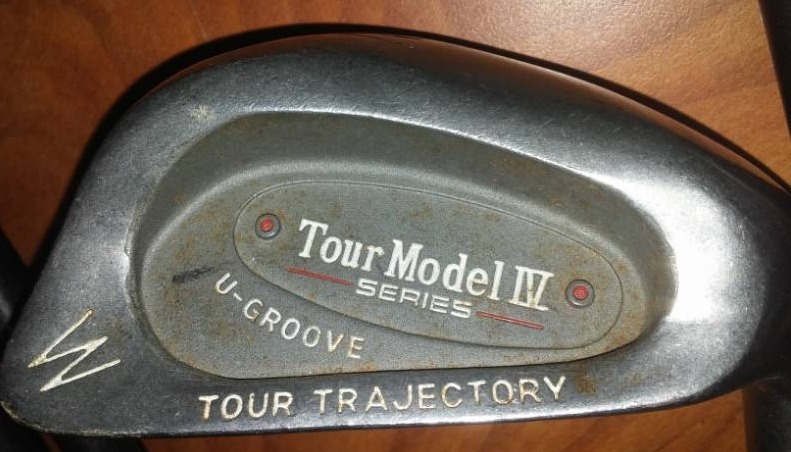 lot 229 image: Golf Club Set, Tour Model  IV