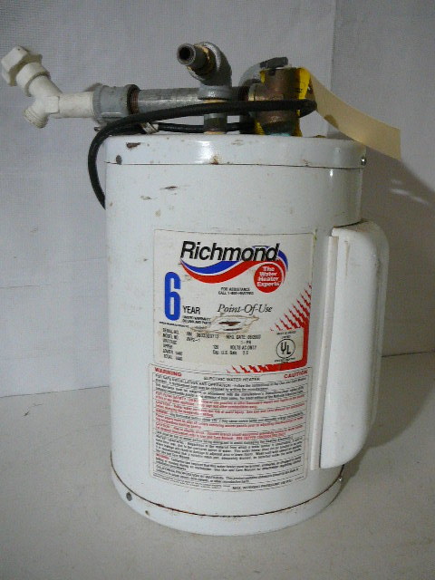 Water Heater 2.5 gal