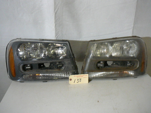 Head Light Chevy Trail Blazer 2005