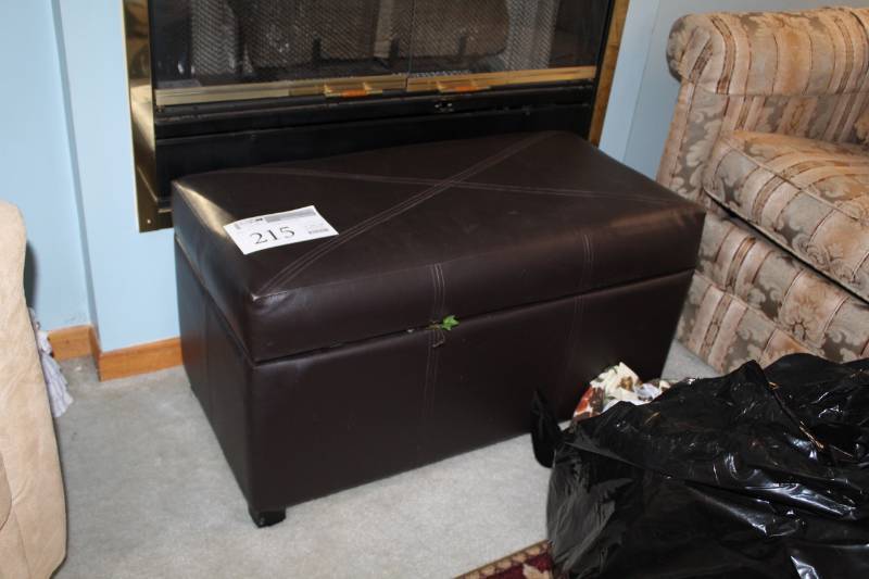 lot 215 image: Storage Bench