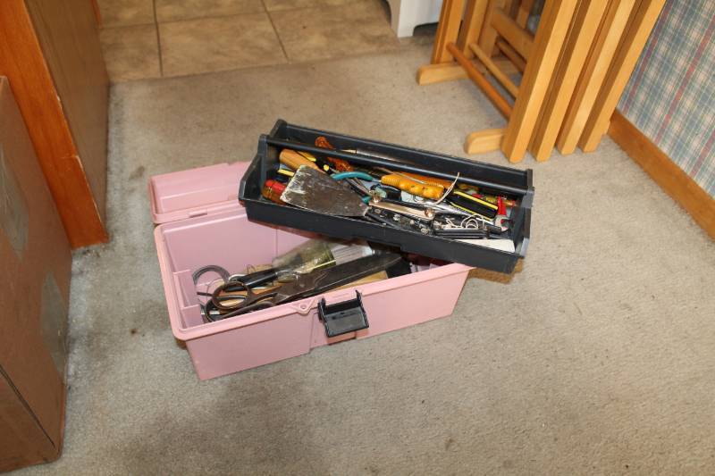 lot 234 image: Tools - Putty Knife, Pliers, Screwdrivers, Wire Cutters, Hex Key Set, And More