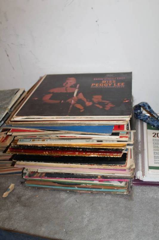lot 185 image: LP Albums