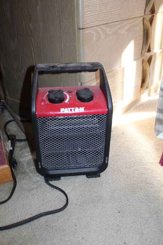 lot 183 image: Patton Space Heater