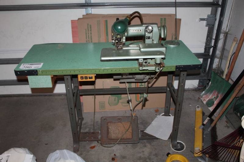 lot 286 image: Consew Sewing Table