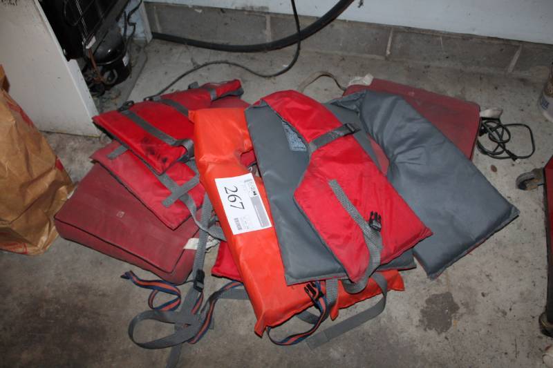 lot 267 image: Lot of (5) Personal Flotation Devices