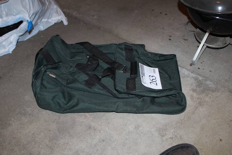 lot 263 image: Travel Bag