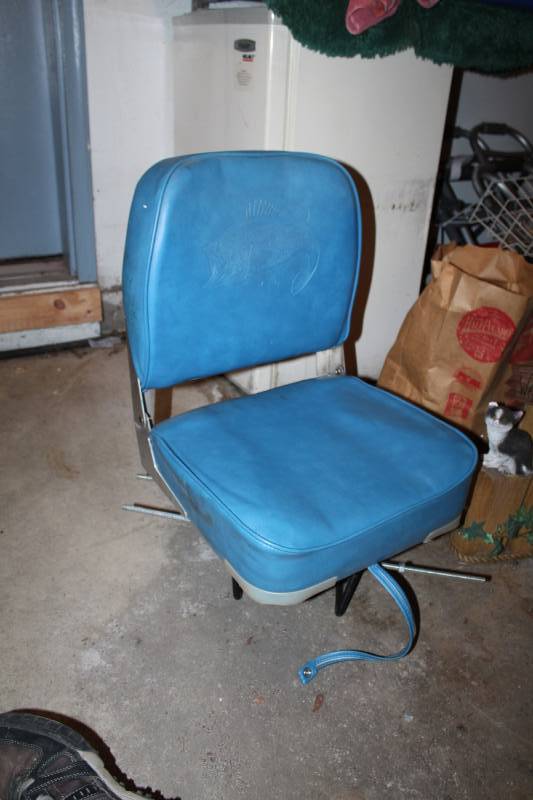 lot 269 image: Boat Seat