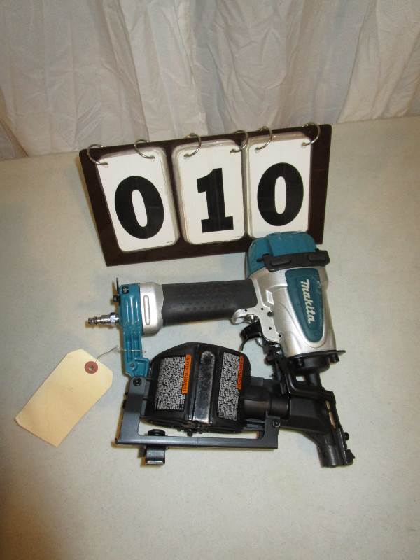Makita Roofing Nailer