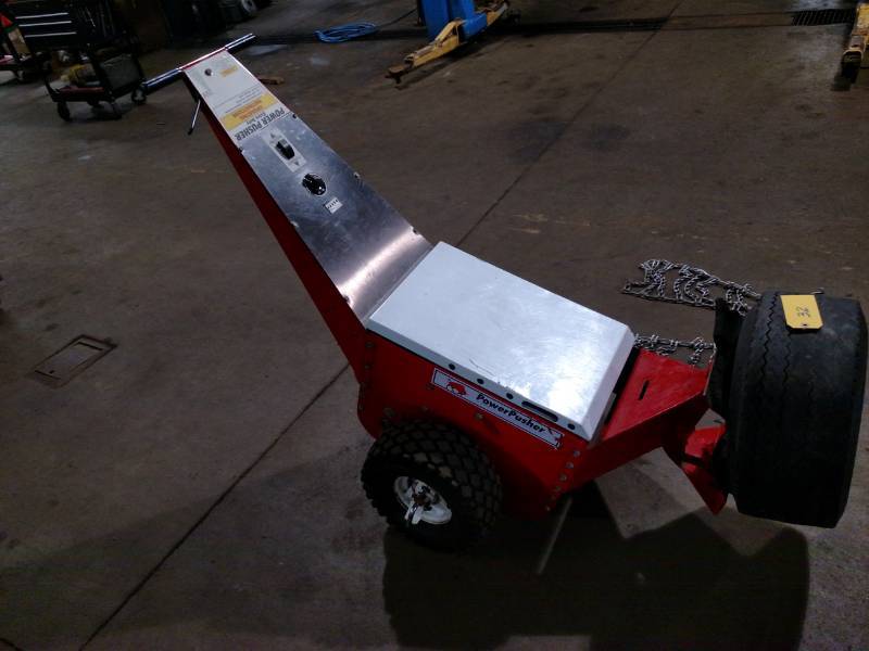 lot 32 image: NU Star Power Pusher Extra Duty Car...