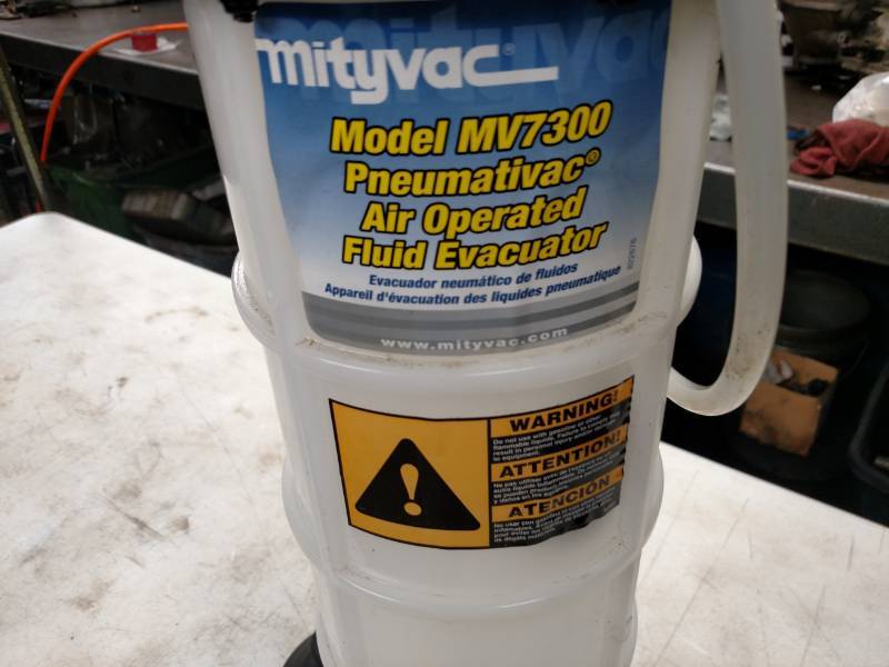 lot 97 image: Mity Vac Fluid Extractor...
