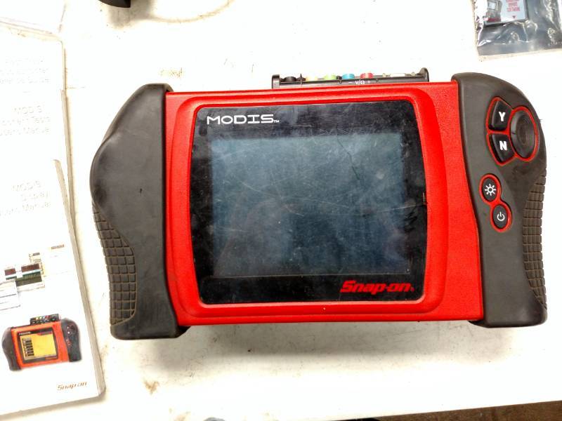 lot 154 image: Snap-On Modis EEMS300 Scanner with ...