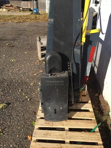 lot 210 image: Ricon Wheel Chair Lift