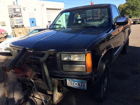 lot 22 image: 1993 GMC K1500 4X4 Pickup Truck