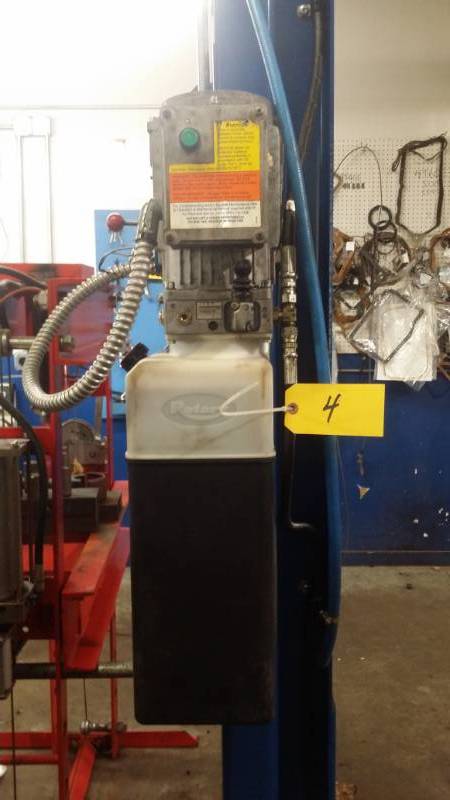 lot 4 image: Rotary Lift 2 Post Hoist, 9,000 lb....