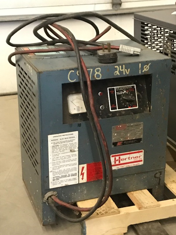 lot 8 image: Hertner 24Volt Battery Charger