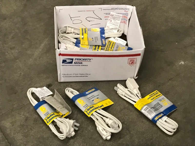 lot 27 image: (9) 6ft Extension Cords