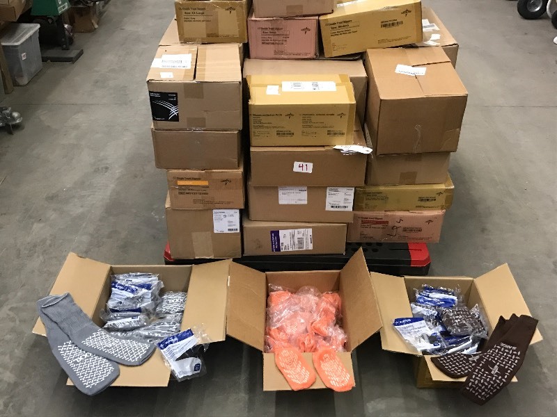 lot 41 image: Pallet Lot Of Commercial Hospital Slippers  Socks